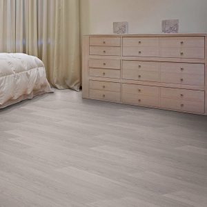 Qual É a Diferença Entre Piso Vinílico e Laminado? Entenda