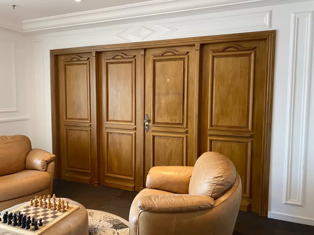 Conheça os Principais Modelos de Portas de Madeira - Porta Dupla